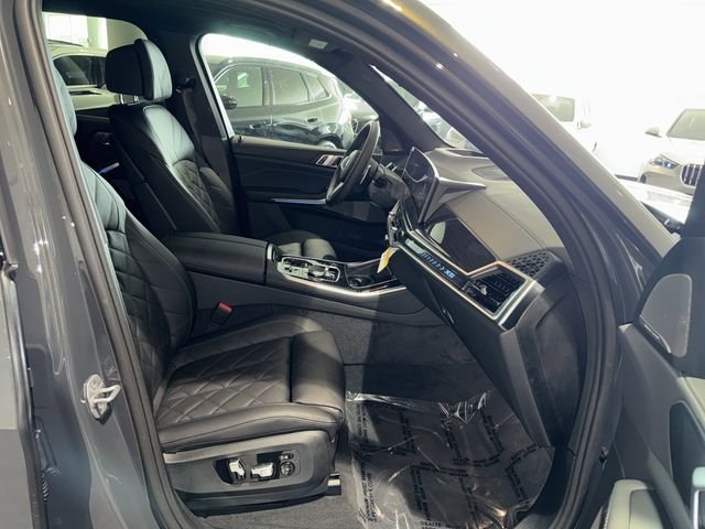 New 2026 Dravit Grey Metallic BMW xDrive50e image 9