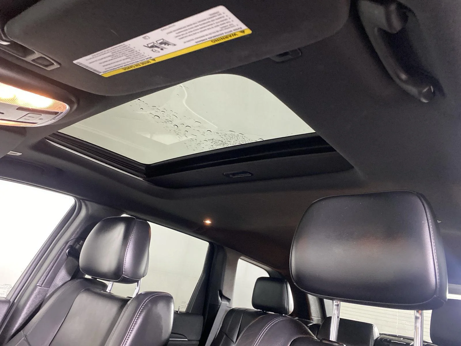 Used 2020 Diamond Black Crystal Pearlcoat Jeep Limited image 24
