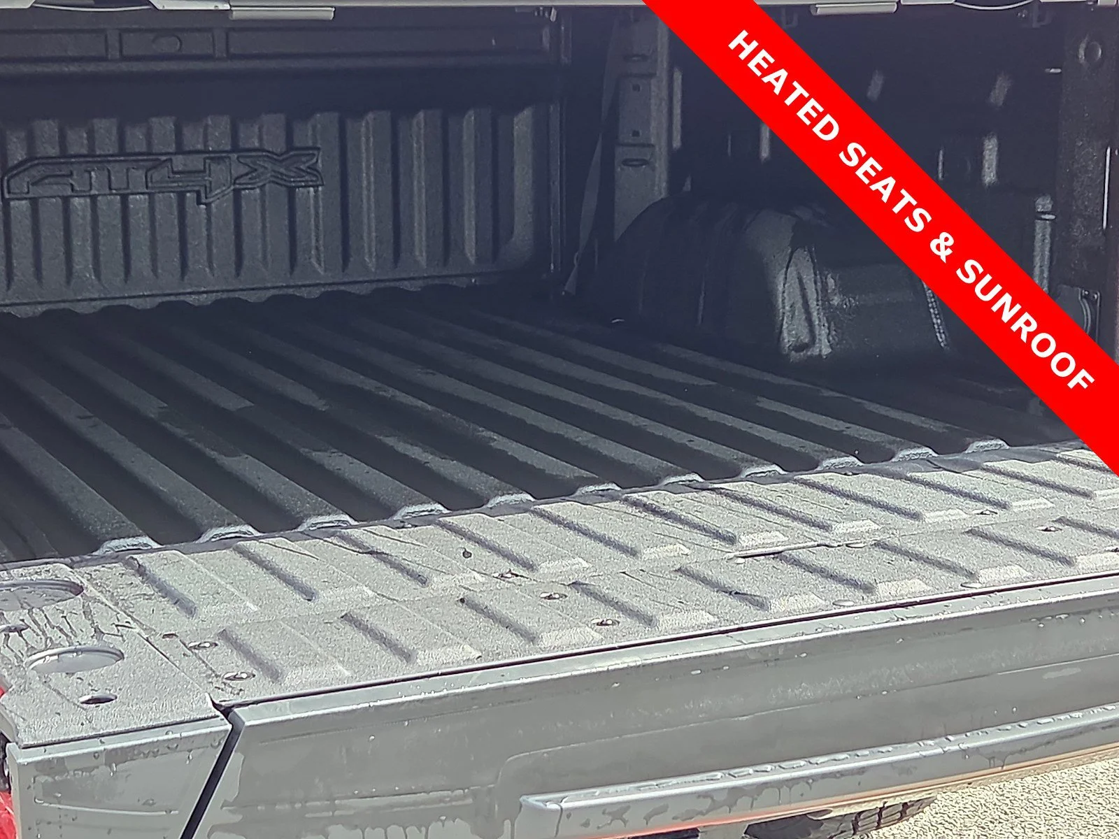 2023 GMC Sierra 1500 AT4X - Photo 9