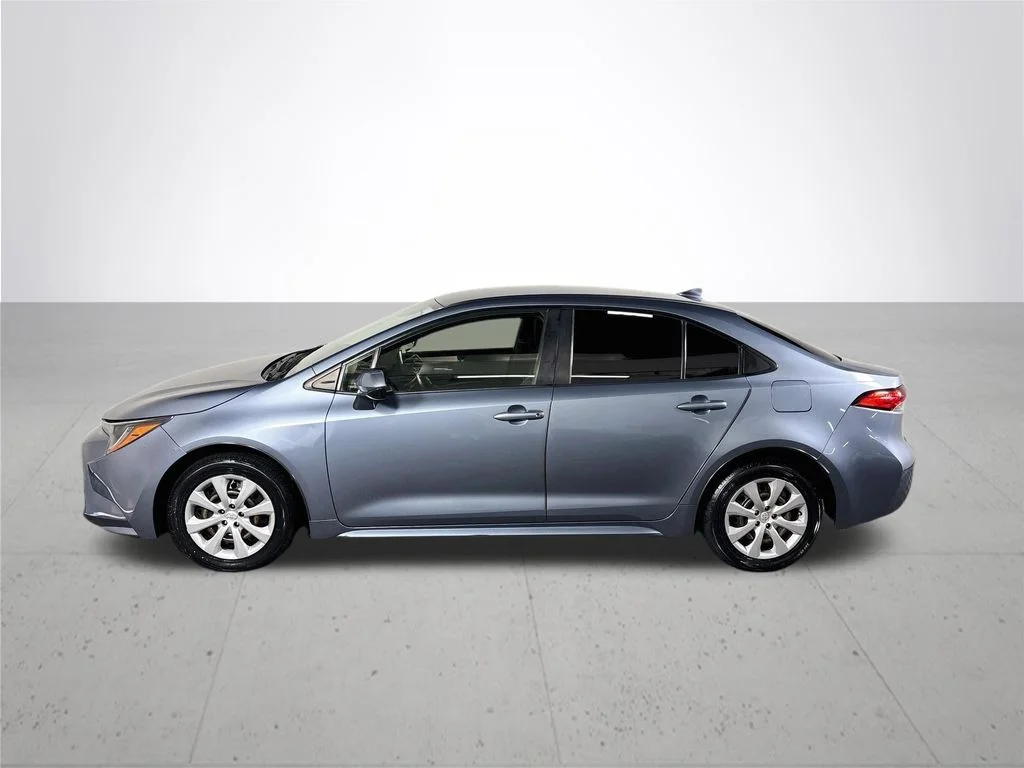 Used 2021 Gray Toyota LE image 9