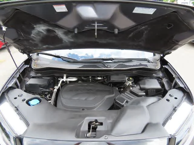 Certified Used 2022 Modern Steel Metallic Honda RTL image 10