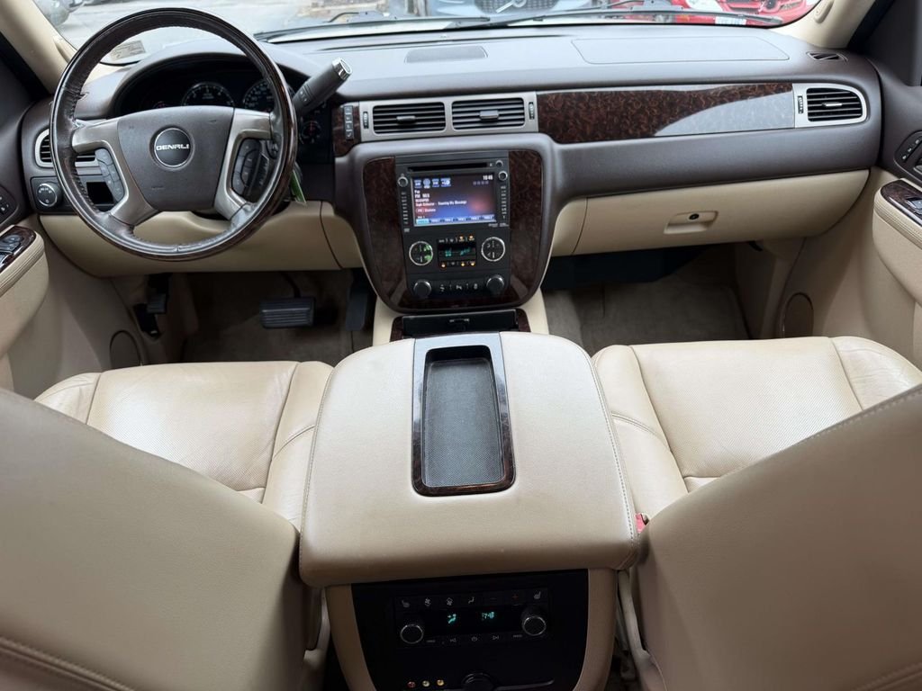 Used 2012 White GMC Denali image 8