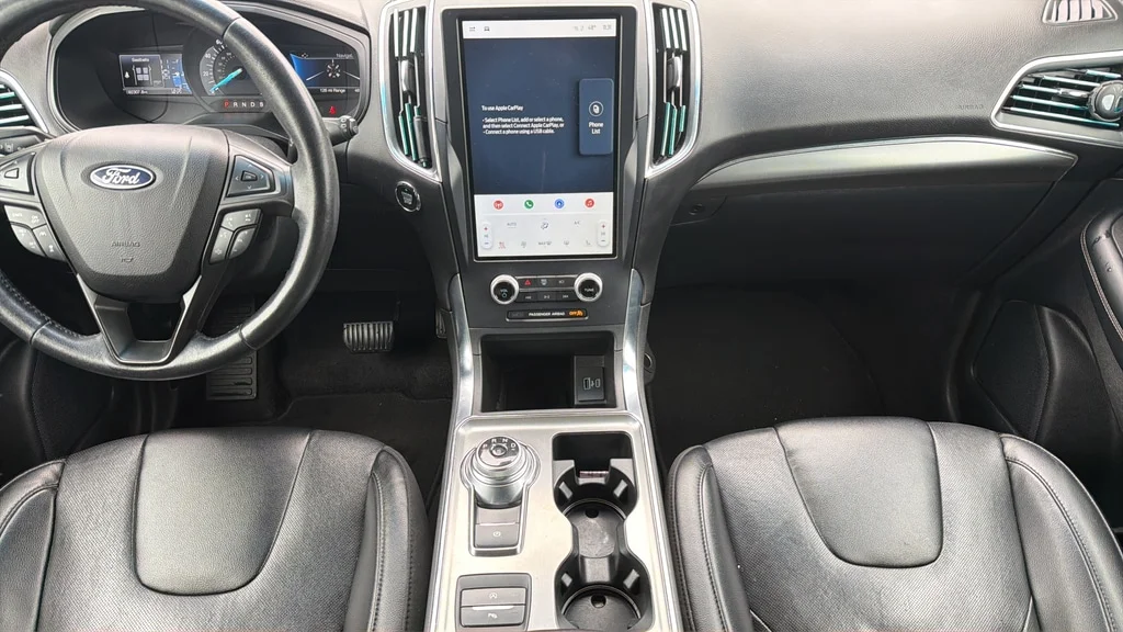 Used 2022 Iconic Silver Ford Titanium image 8