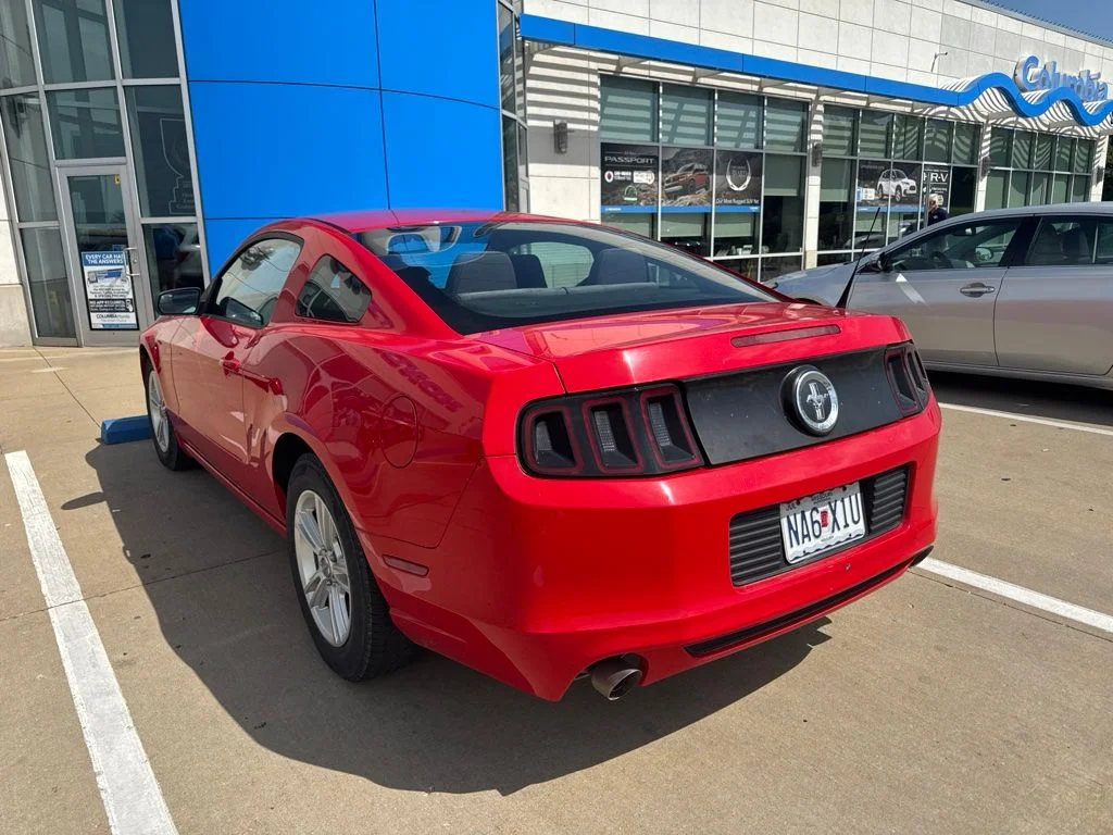 Used 2013  Ford V6 image 6