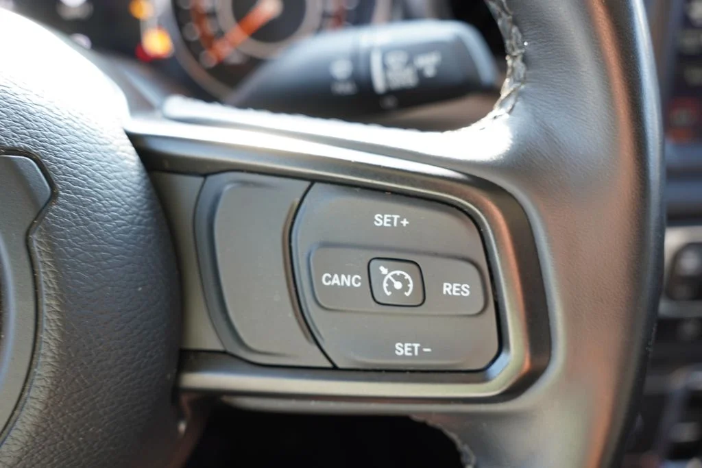 Used 2023 White Jeep Willys image 30