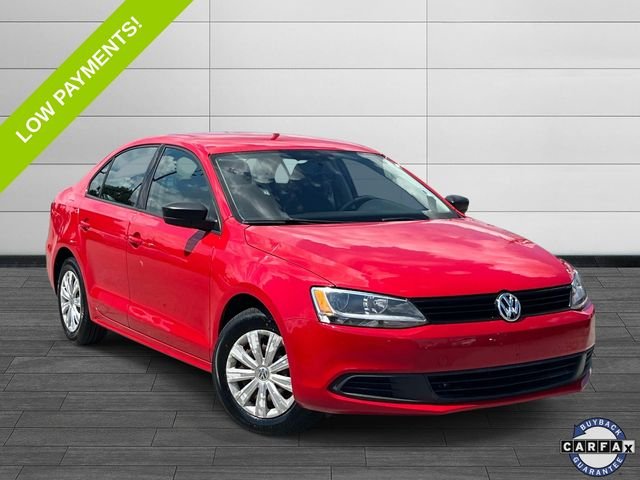 Used 2014 Red Volkswagen 2.0L S image 11