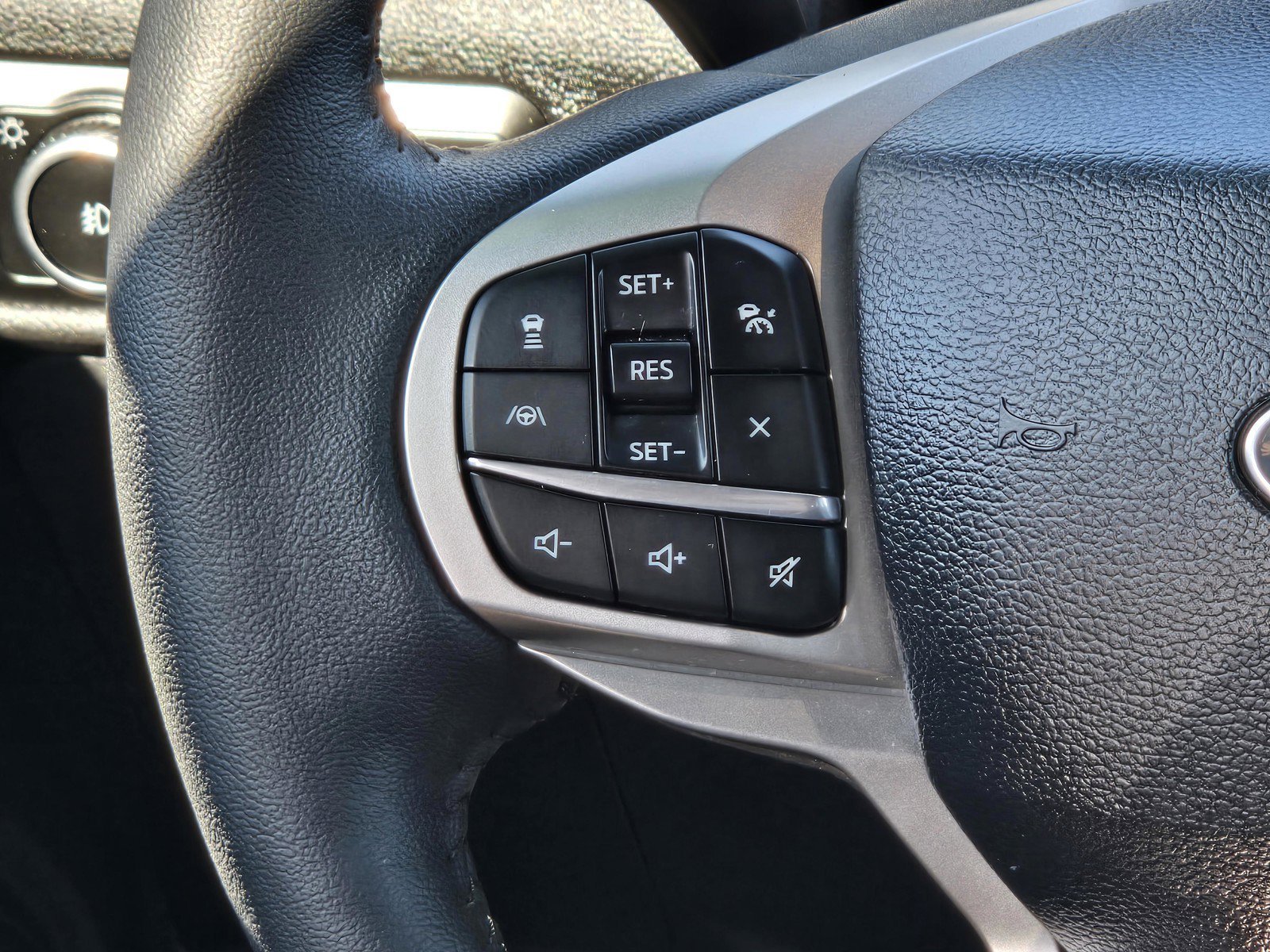Certified Used 2024 Gray Ford XLT image 15