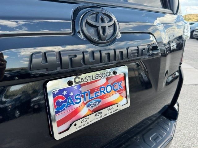 Used 2020 Midnight Black Metallic Toyota SR5 Premium image 18