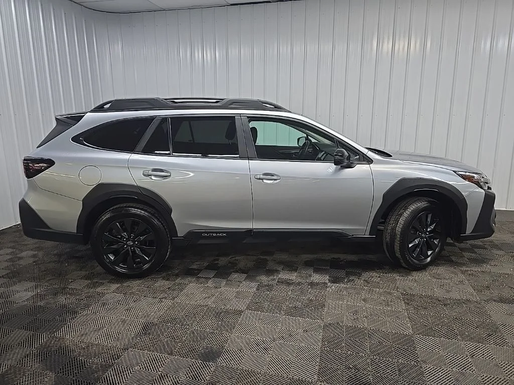 Used 2024 Silver Subaru Onyx Edition image 2