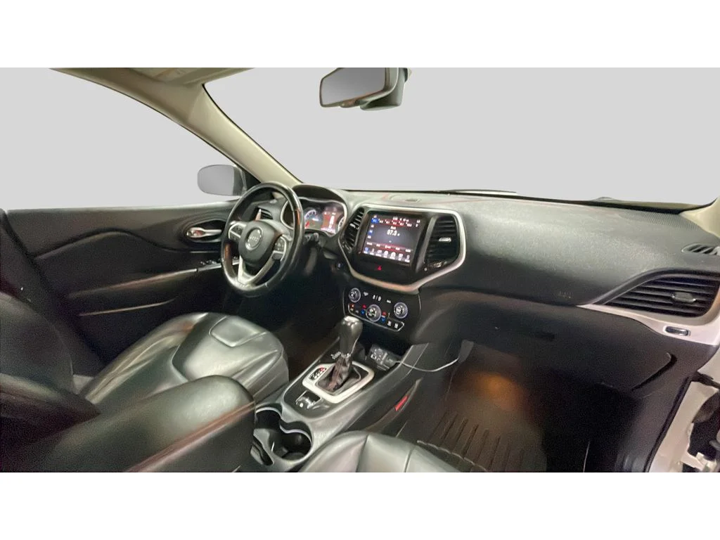 Used 2016 Bright White Clearcoat Jeep Trailhawk image 19