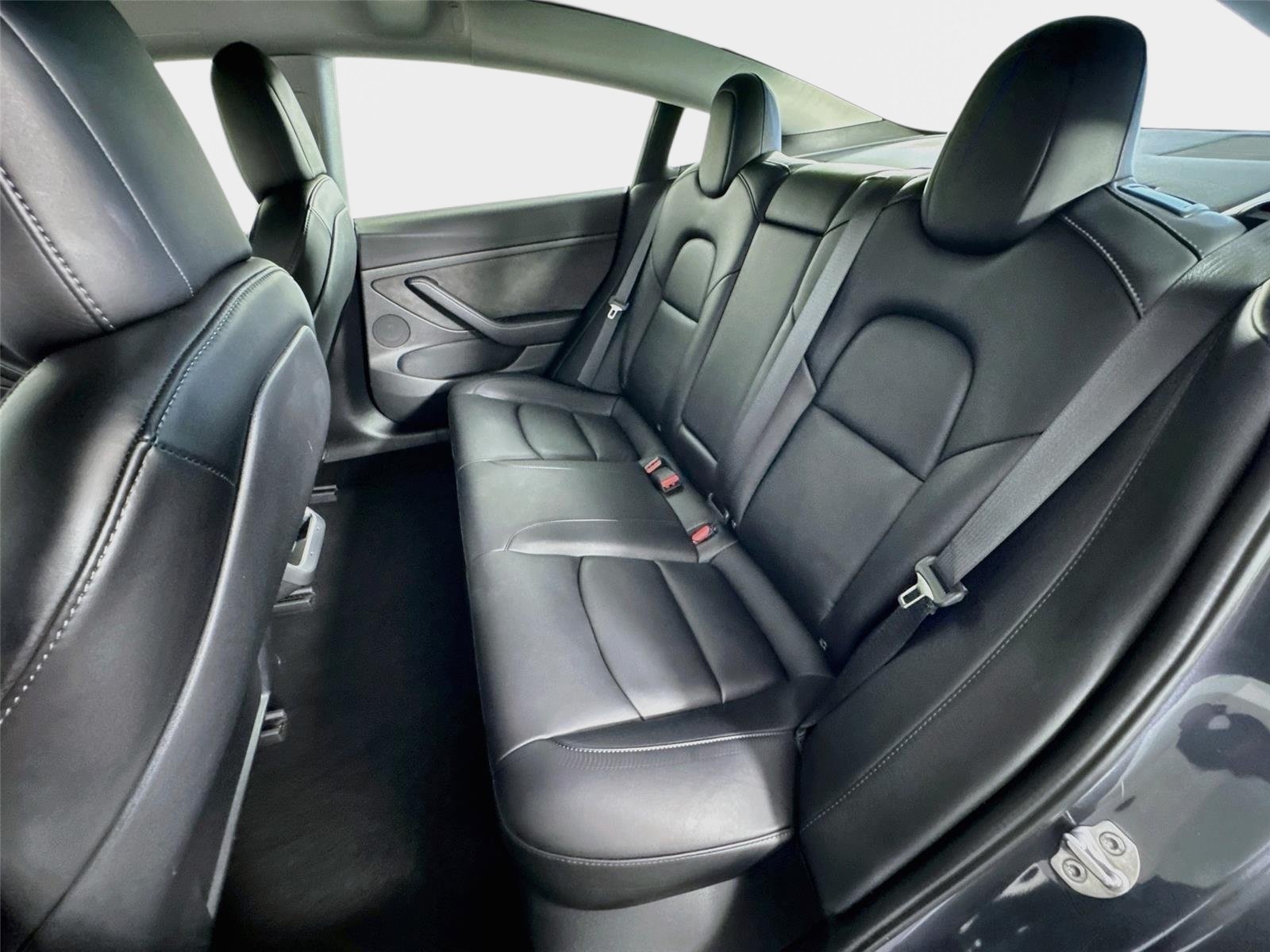 Used 2022 Gray Tesla Base image 21