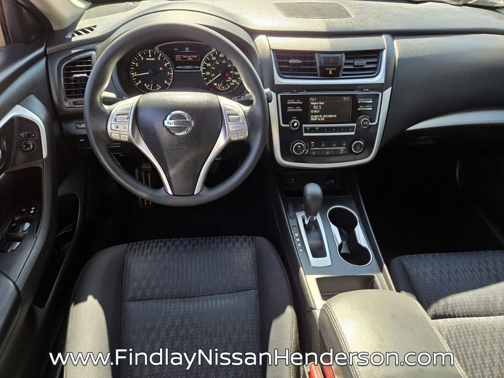 Used 2016 Black Nissan 2.5 S image 12