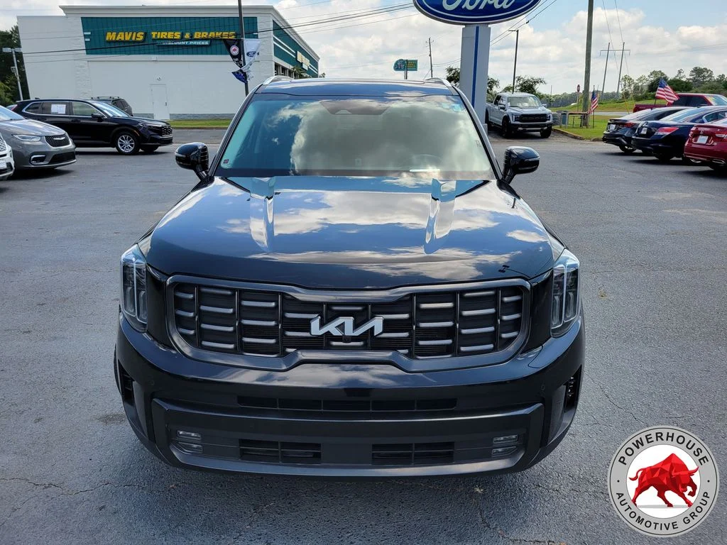 Used 2023 Black Kia SX-Prestige image 10