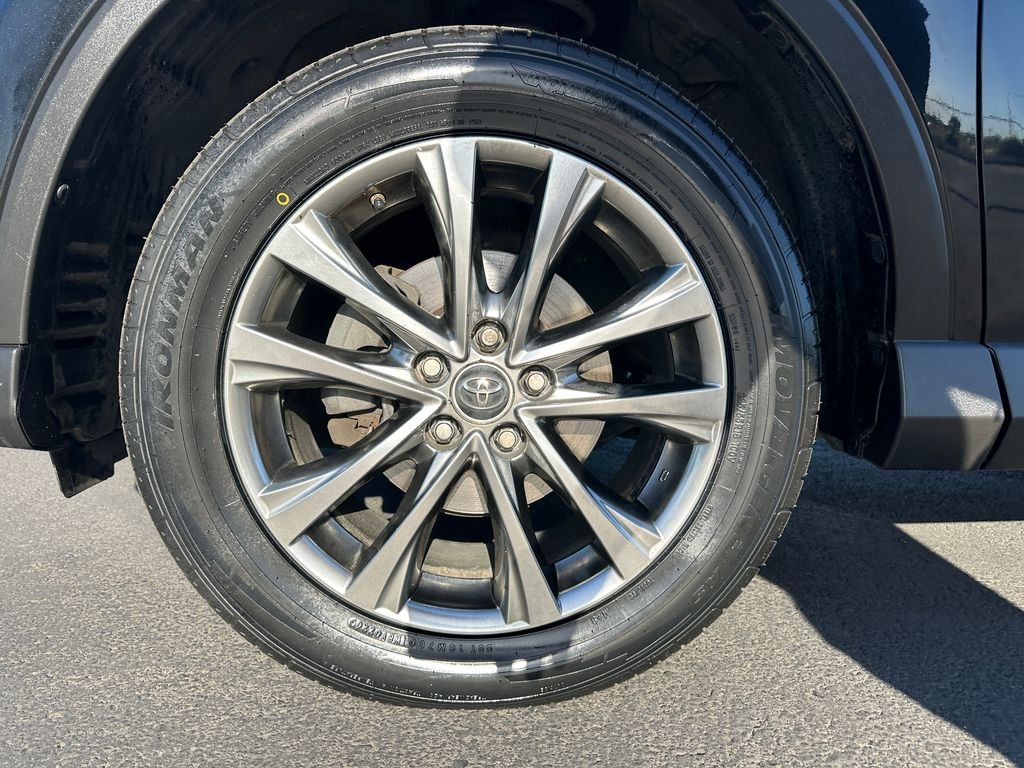 Used 2017 Black Sand Pearl Toyota Limited image 12