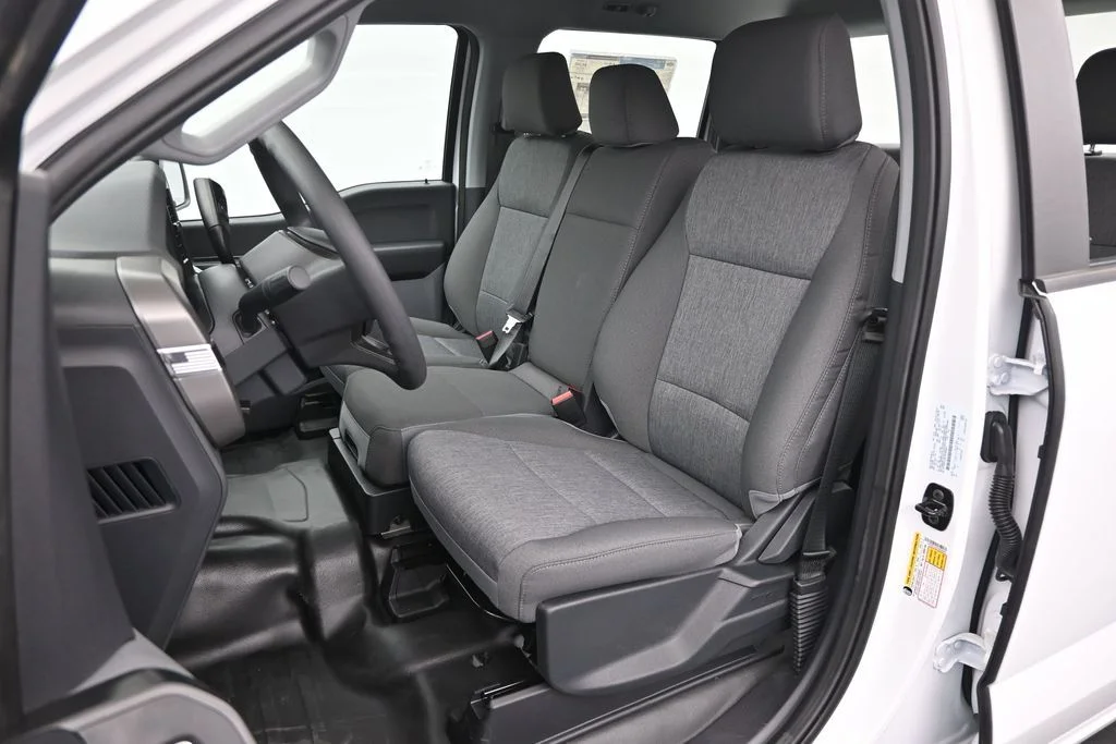 New 2026 Oxford White Ford XL image 14