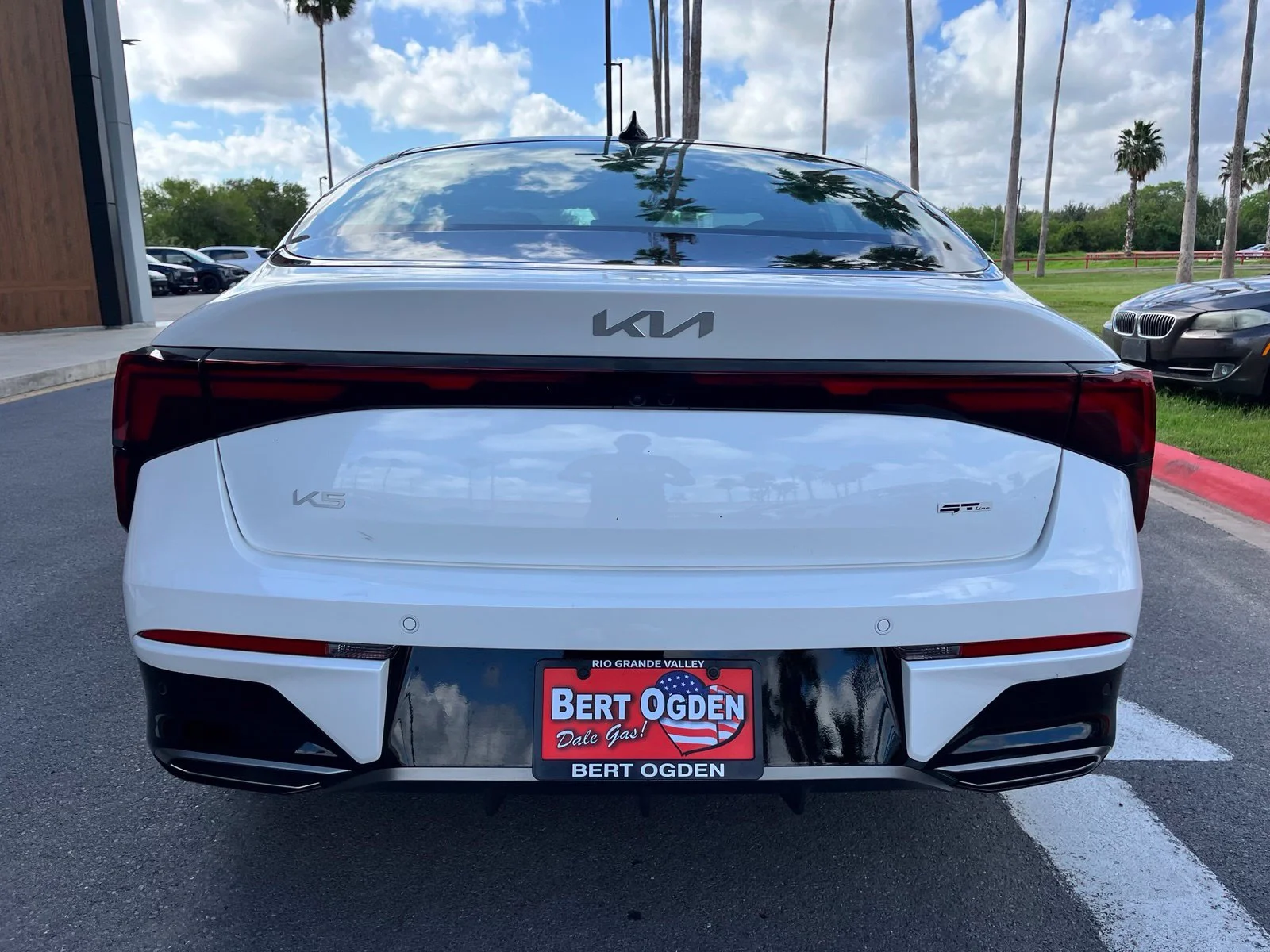 New 2026 White Kia GT-Line image 6