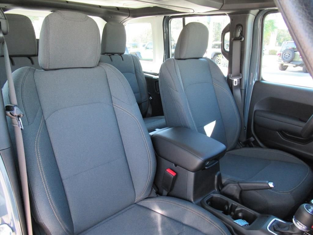 New 2026 Anvil Clear-Coat Exterior Paint Jeep Sport image 8