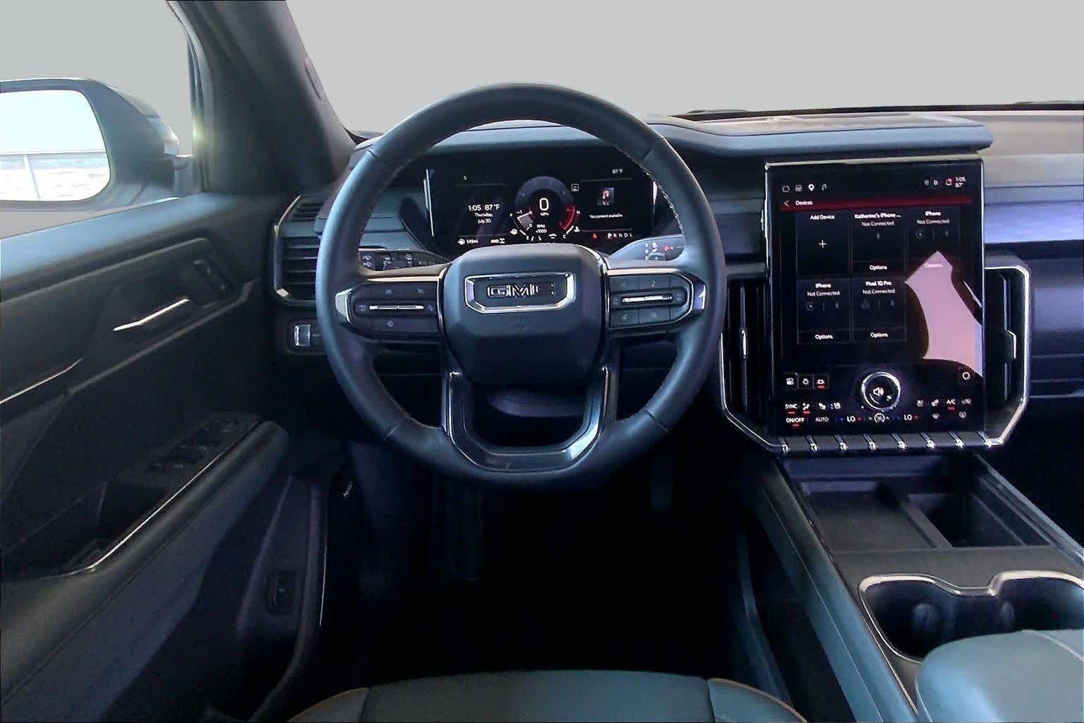 Used 2025 White Frost Tricoat GMC AWD AT4 image 5