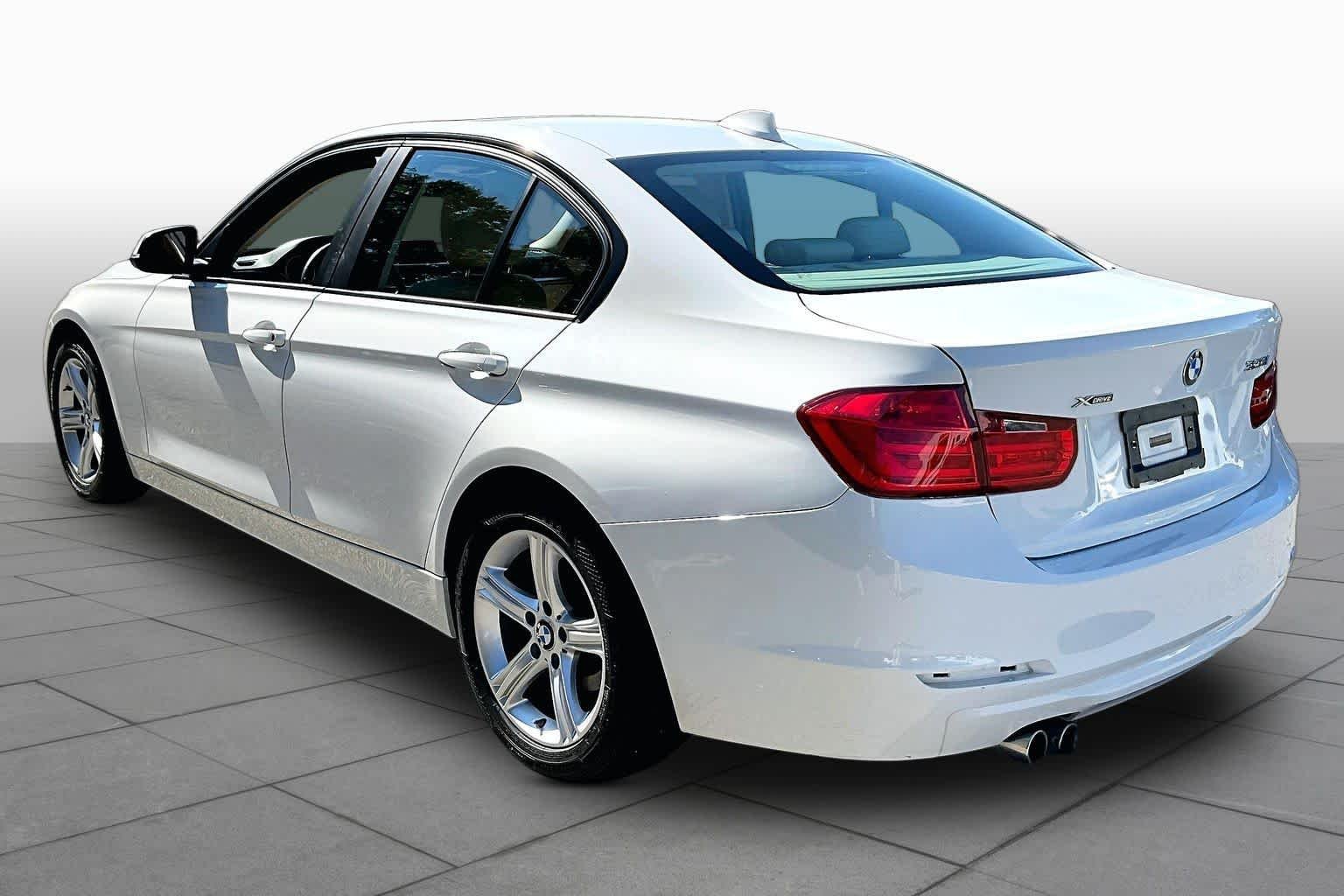 Used 2013 Alpine White BMW 328i xDrive image 12