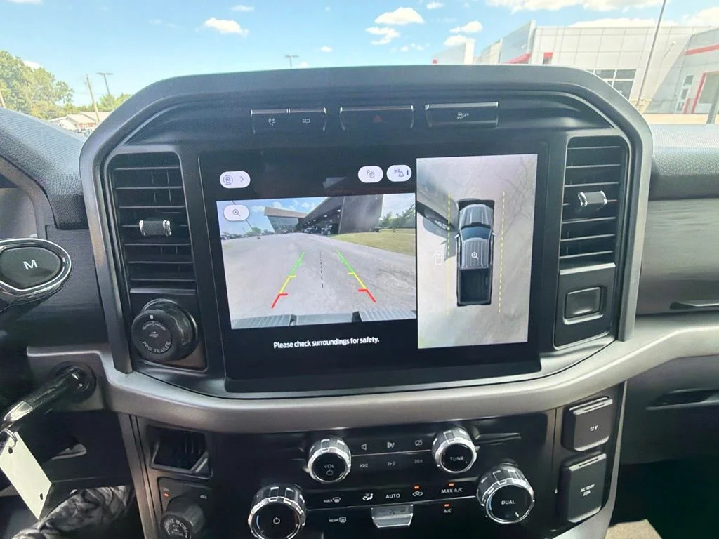 Used 2024 Gray Ford XLT image 29
