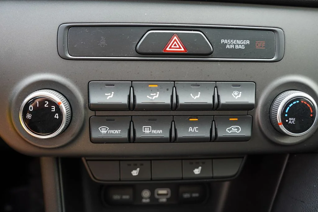 Certified Used 2017 Pacific Blue Kia LX image 26