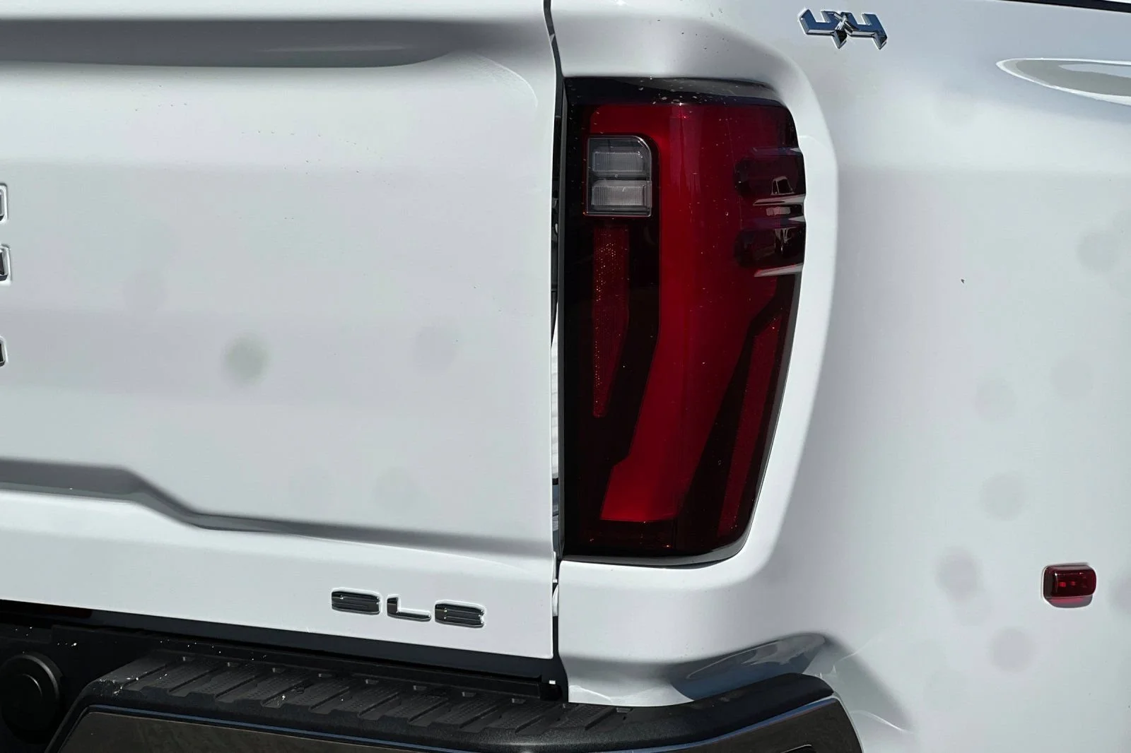 New 2026 Summit White GMC SLE DRW image 22