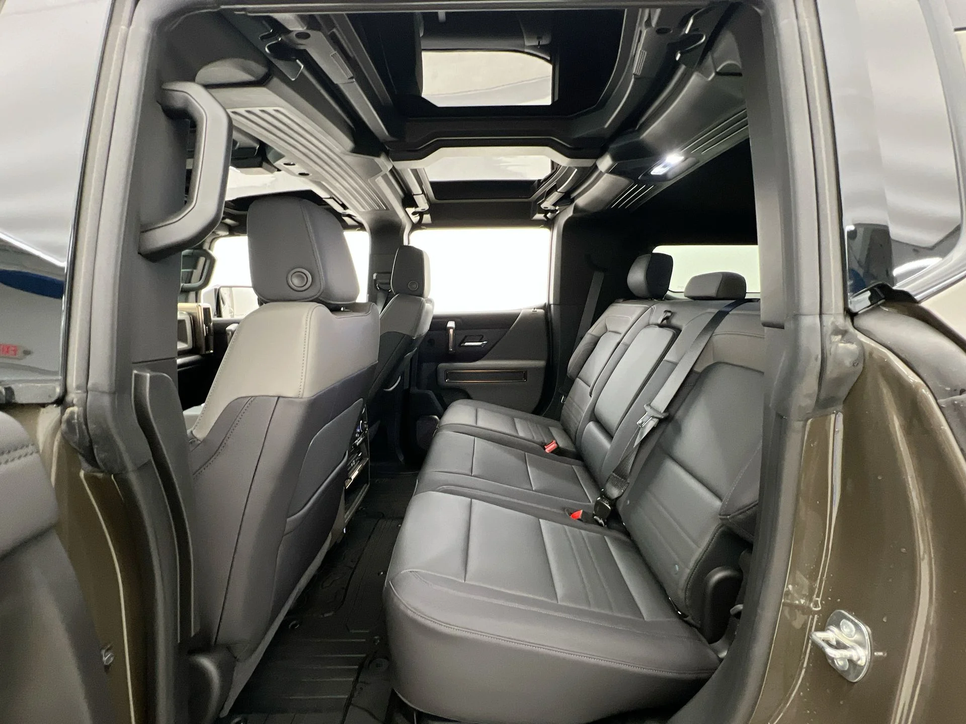 New 2025 Deep Aurora Metallic (Dark Bronze) GMC 3X image 78