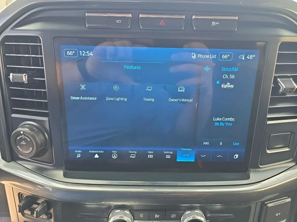 Used 2022 White Ford  image 20
