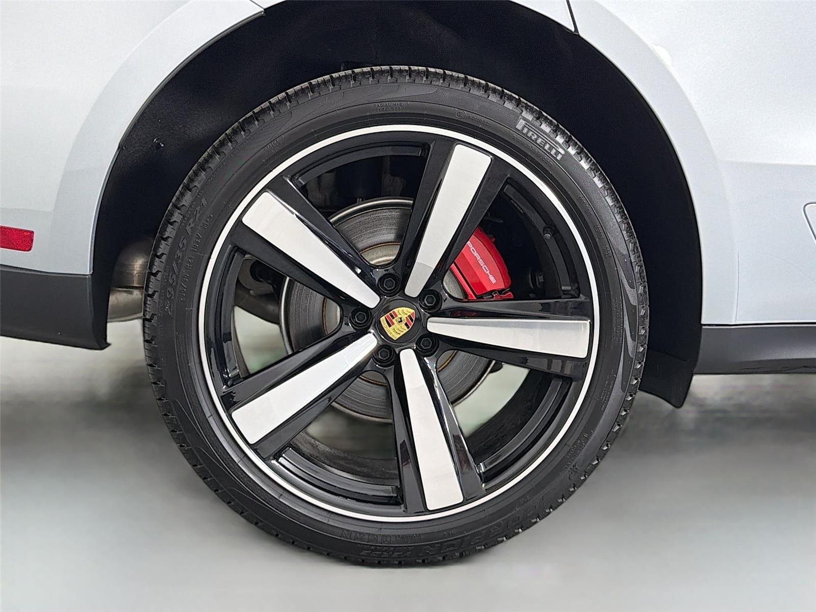 2025 Porsche Macan S - Photo 13