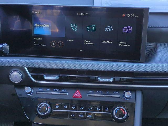 New 2026 White Hyundai SE image 17