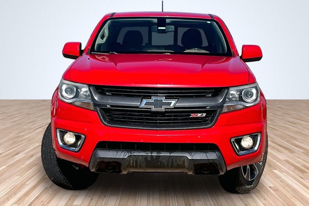 Used 2016 Red Chevrolet Z71 image 3