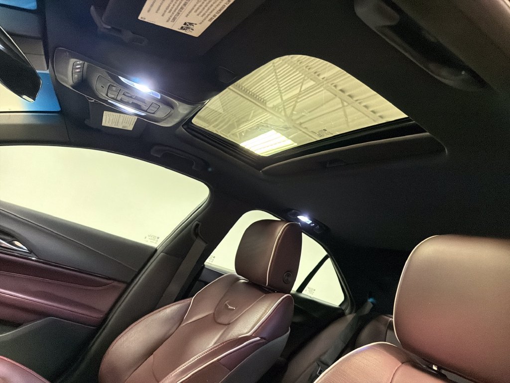 Used 2021 Red Cadillac Sport image 23