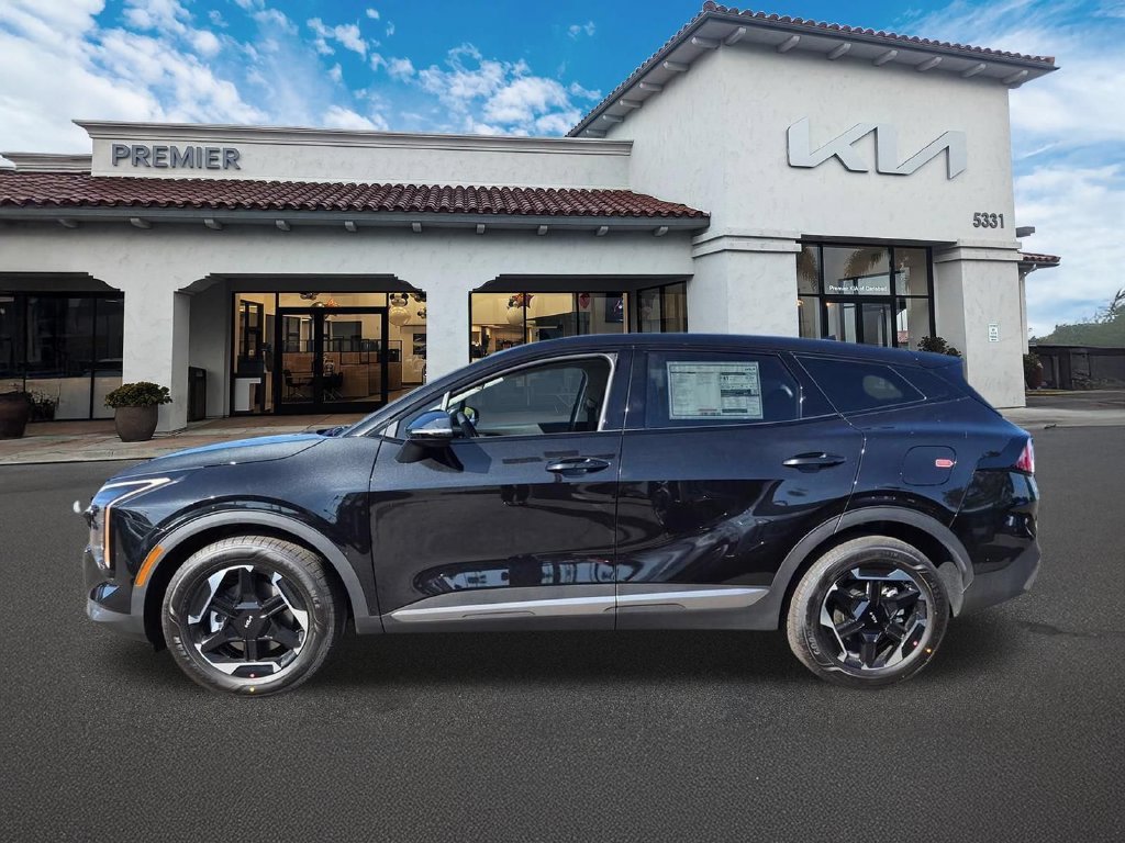 New 2027 Fusion Black Kia S image 5