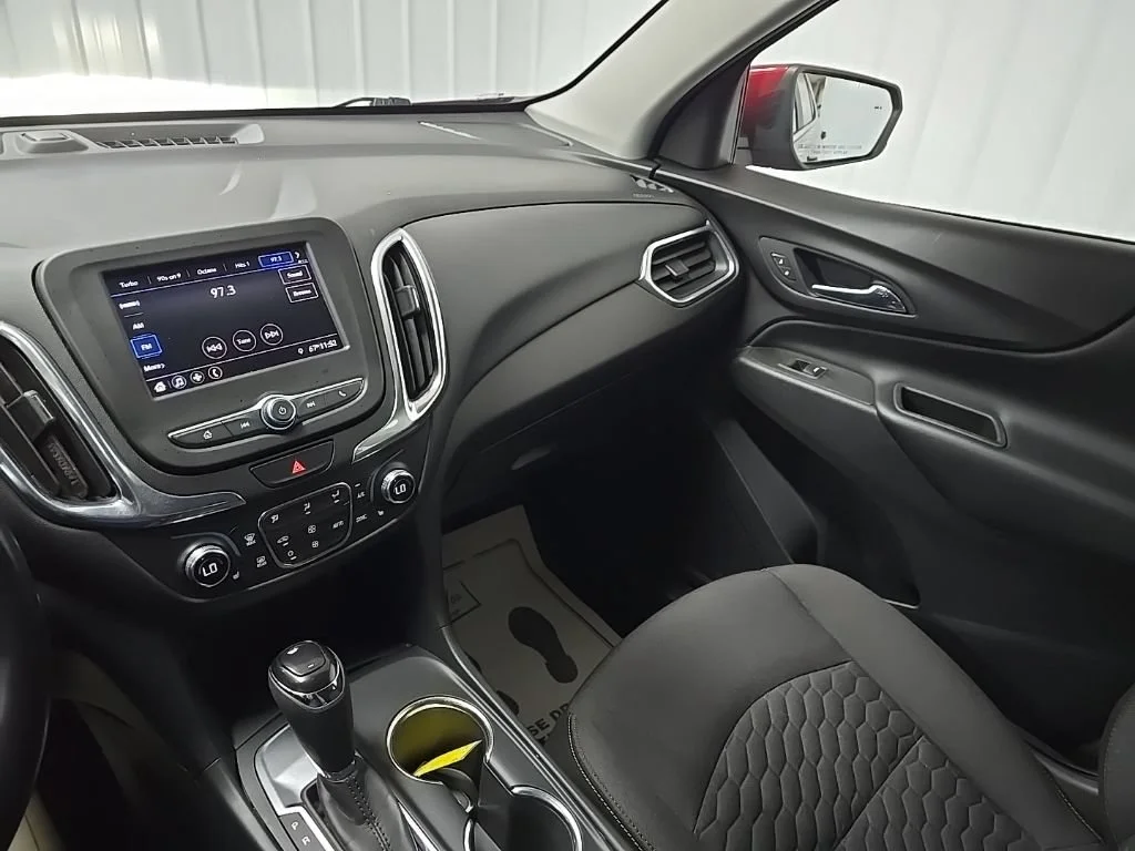Used 2021 CAJUN RED TINTCOAT Chevrolet LT image 27