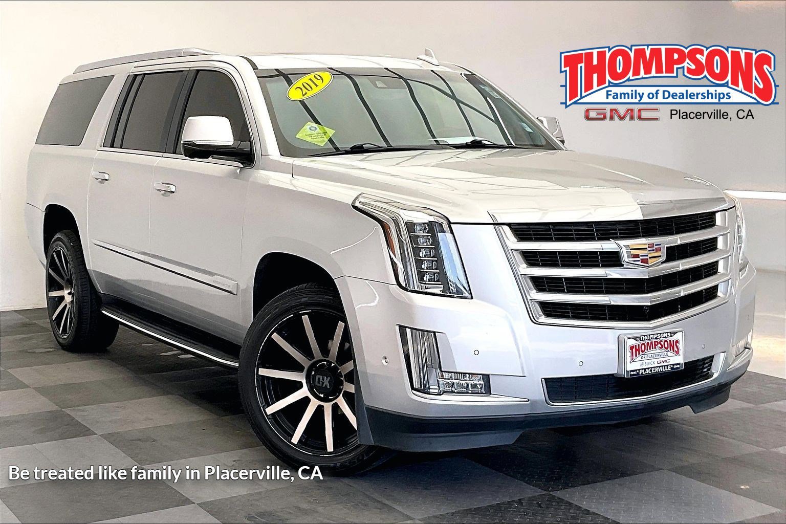 2019 Cadillac Escalade ESV AWD Luxury's photo