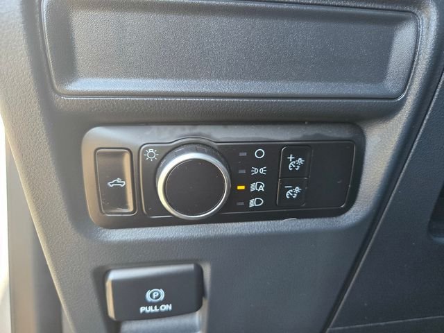 Used 2024 Silver Ford XL image 16