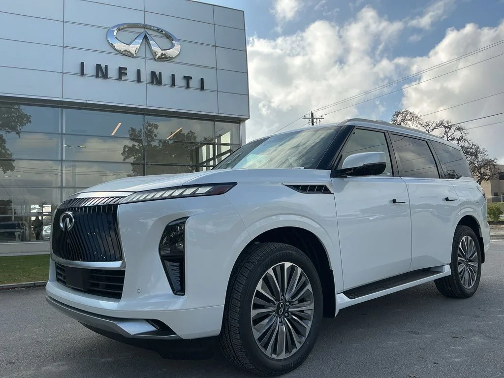 2026 INFINITI QX80 Luxe 4WD's photo