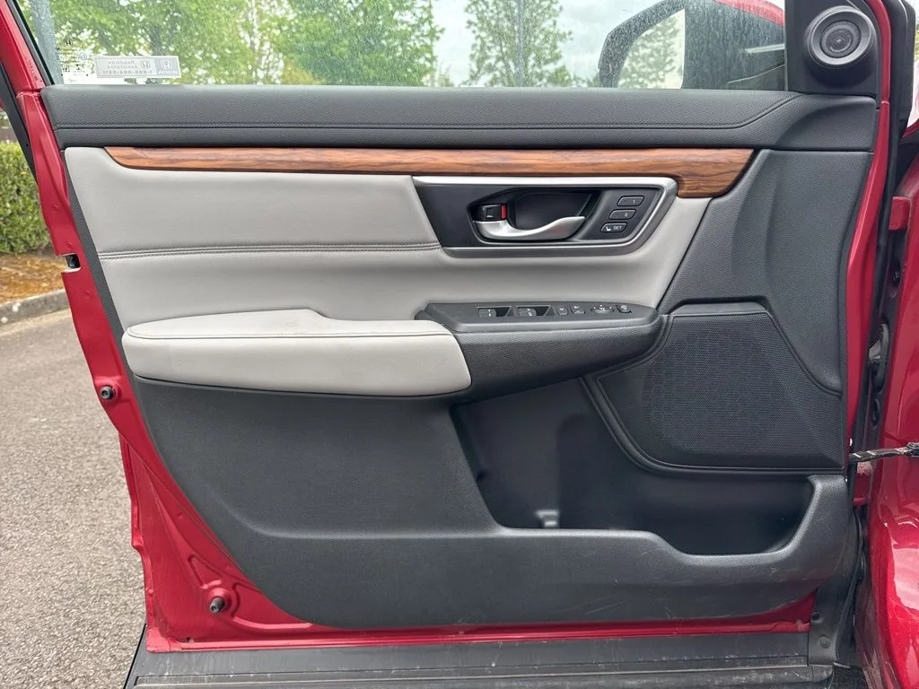 2021 Honda CR-V Touring - Photo 18