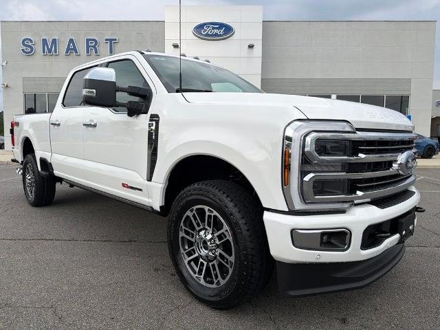 New 2026 Star White Metallic Tri-Coat Ford F-250® Platinum® image 1