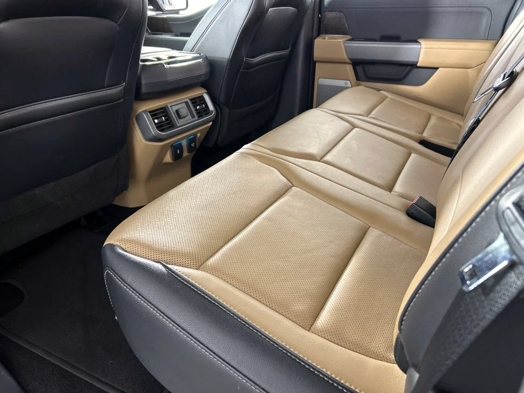 Used 2022 Black Ford Lariat image 25