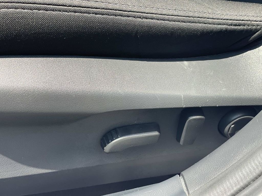2025 Subaru Outback Premium - Photo 19