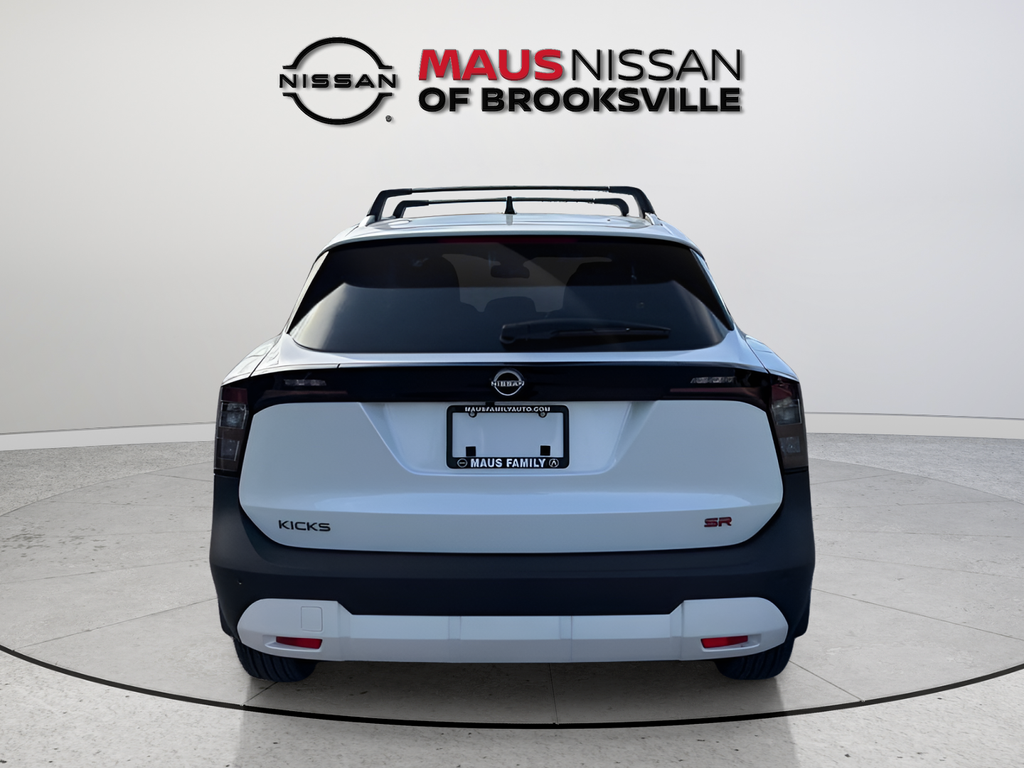 New 2026 White Nissan SR image 7