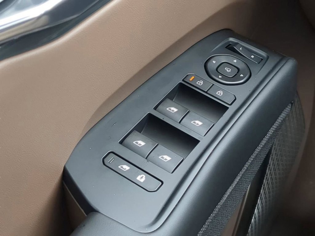 New 2026 Wolf Gray / Black Roof Kia GT-Line AWD image 32