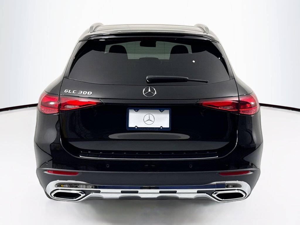 New 2027 Obsidian Black Metallic Mercedes-Benz GLC 300 image 6