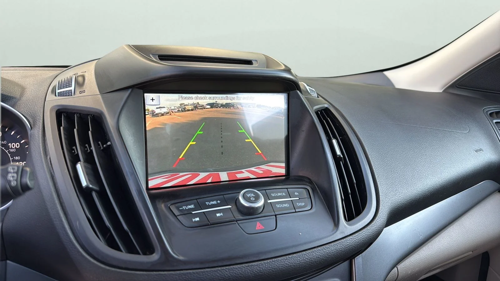 Used 2018 Blue Ford SE image 18