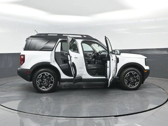 New 2026 Oxford White Ford Outer Banks® image 27