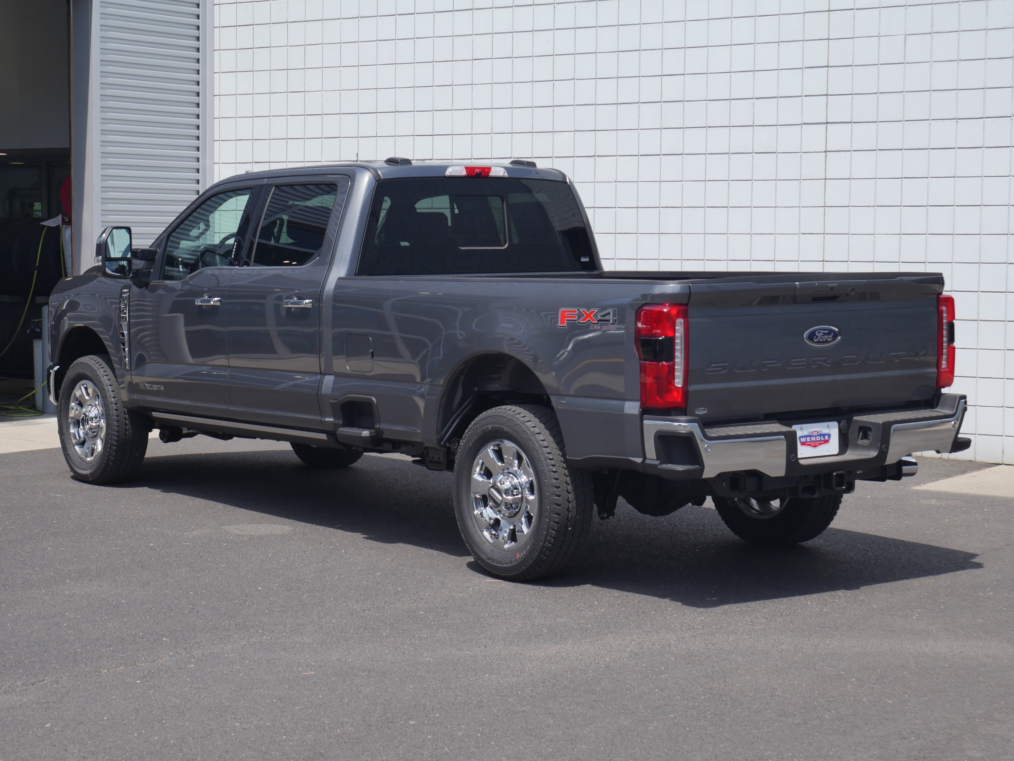 New 2026 Carbonized Gray Metallic Ford F-350® Lariat® image 23
