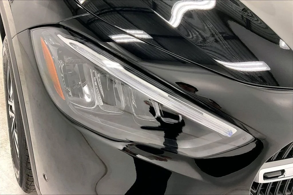 New 2026 Night Black Mercedes-Benz GLA 250 image 25