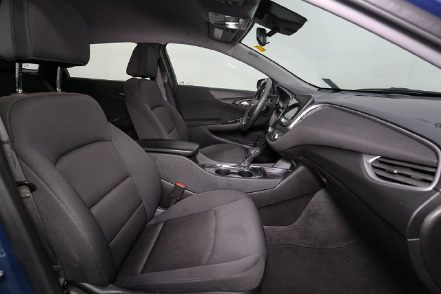 Used 2025 Blue Chevrolet LT image 16