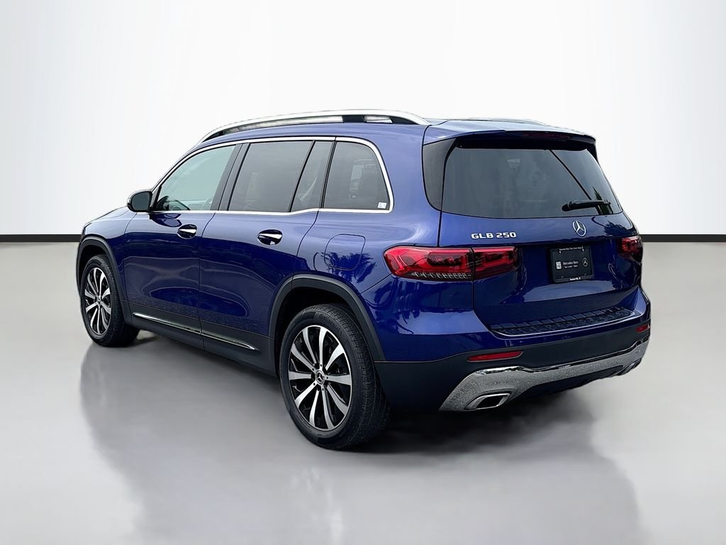 Used 2023 Galaxy Blue Metallic Mercedes-Benz GLB 250 image 5
